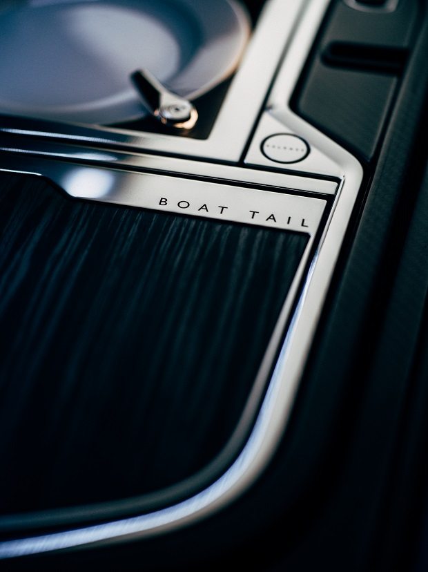2021-Rolls-Royce_Boat_Tail- (7)